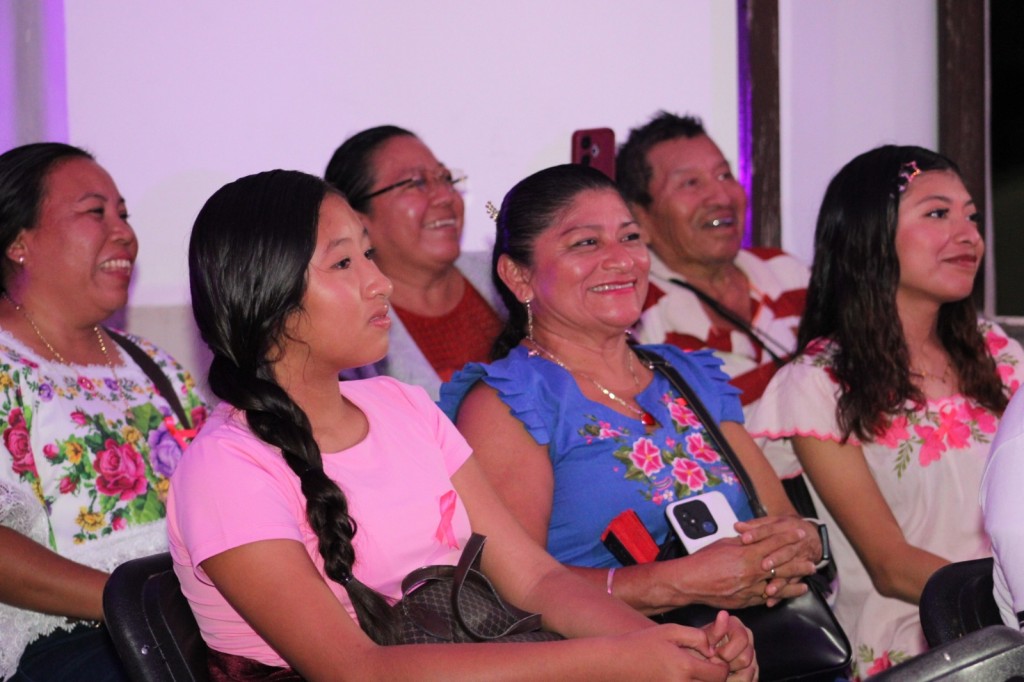 Promueve Yucat&aacute;n 92.9 FM la detecci&oacute;n del c&aacute;ncer de mama