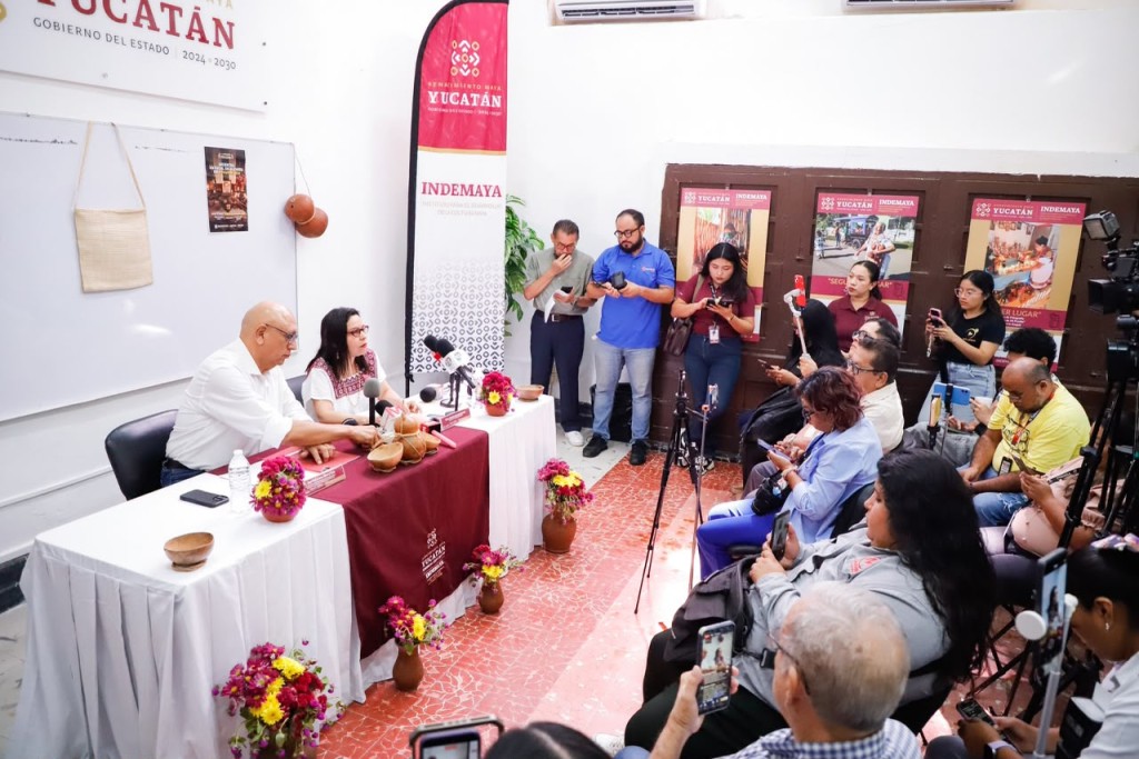 Reunirá la Plaza Grande 52 altares para celebrar el Janal Pixán