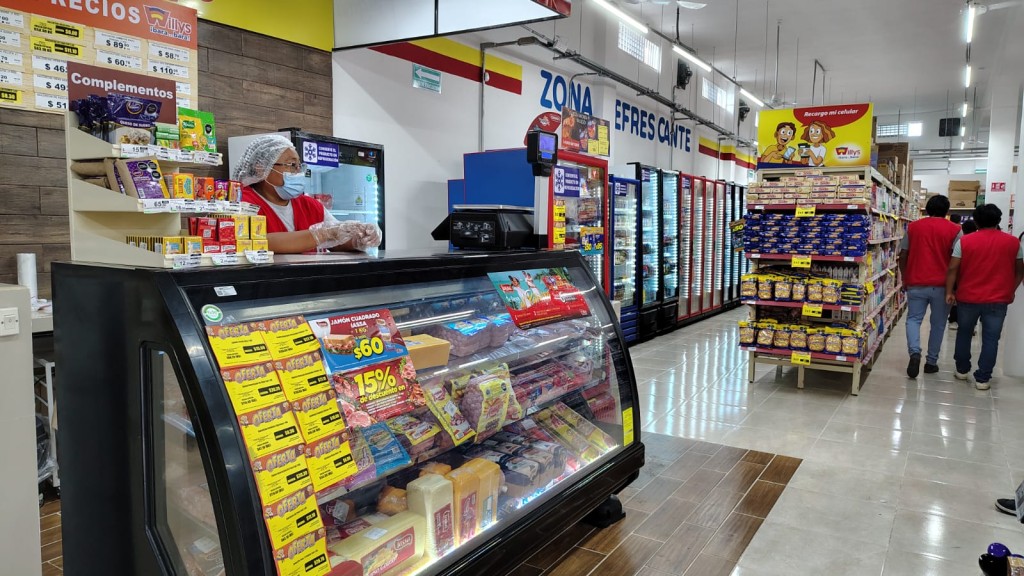 Inaugur&oacute; Super Willy&rsquo;s su octava tienda en Tizim&iacute;n