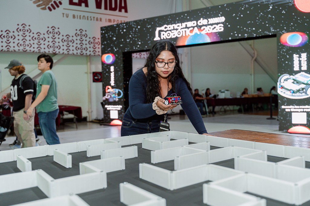 Premia Yucat&aacute;n el talento de las juventudes en rob&oacute;tica