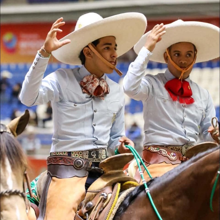 Se corona Campeón Nacional de Charrería joven de Panabá, en jineteo de toro