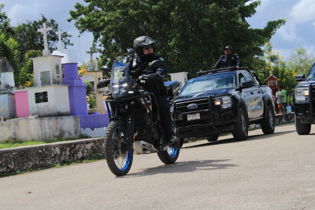 Implementa Polic&iacute;a de M&eacute;rida operativo con motivo del D&iacute;a de Muertos