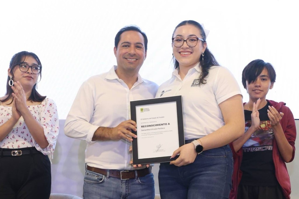 Reconoce el Gobernador Mauricio Vila Dosal esfuerzo de universitarias yucatecas que estudian carreras en Ciencias, Tecnología, Ingeniería y Matemáticas con apoyo del Gobierno del Estado
