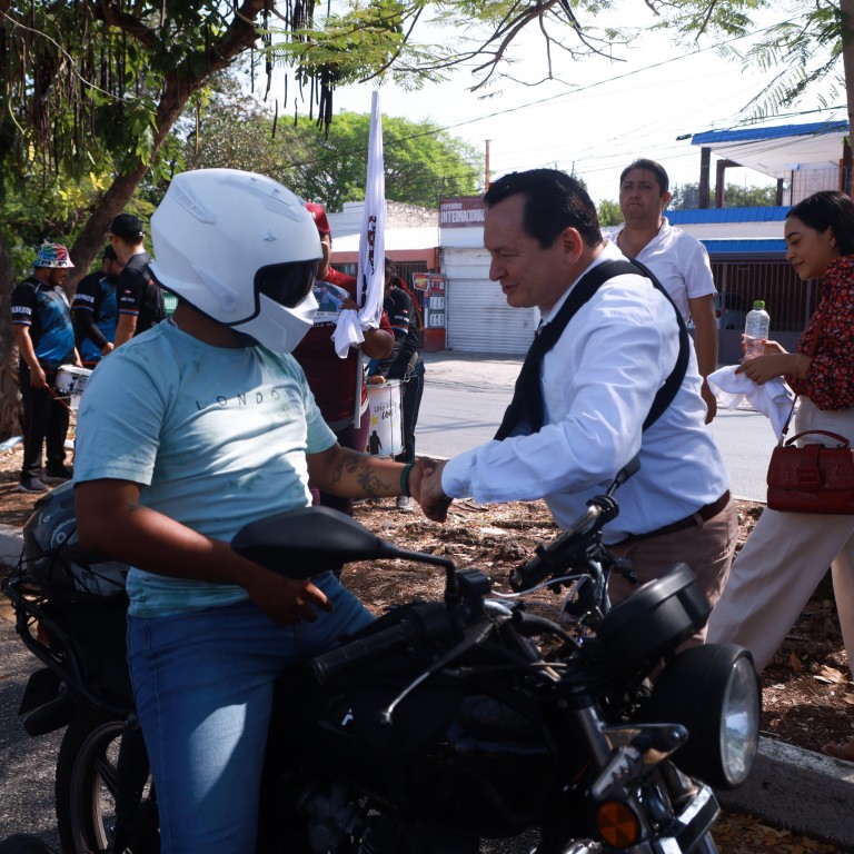 Huacho, recibe muestras de apoyo ciudadano en volanteo por calles del poniente de Mérida