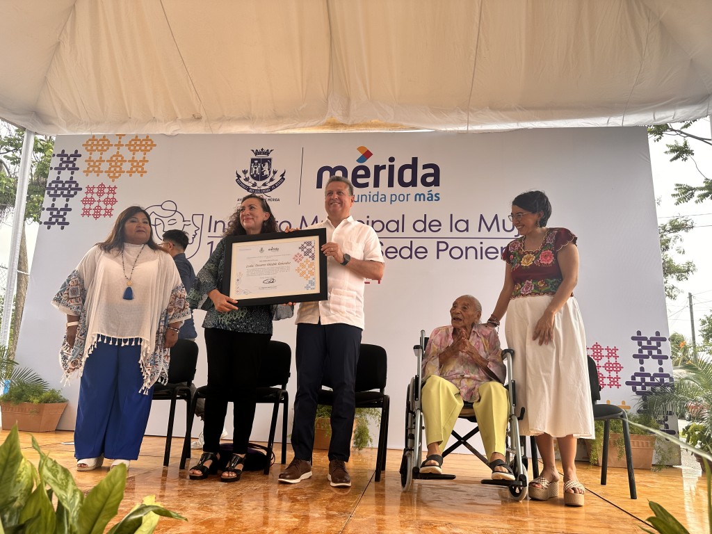 Celebran el Décimo Aniversario de la sede poniente del Instituto Municipal de la Mujer