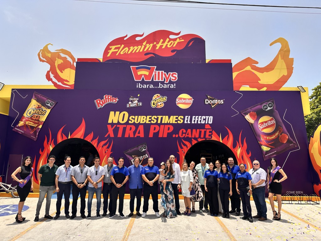 Súper Willys Chicxulub primera tienda insignia en colaboración con PepsiCo y Flamin' Hot