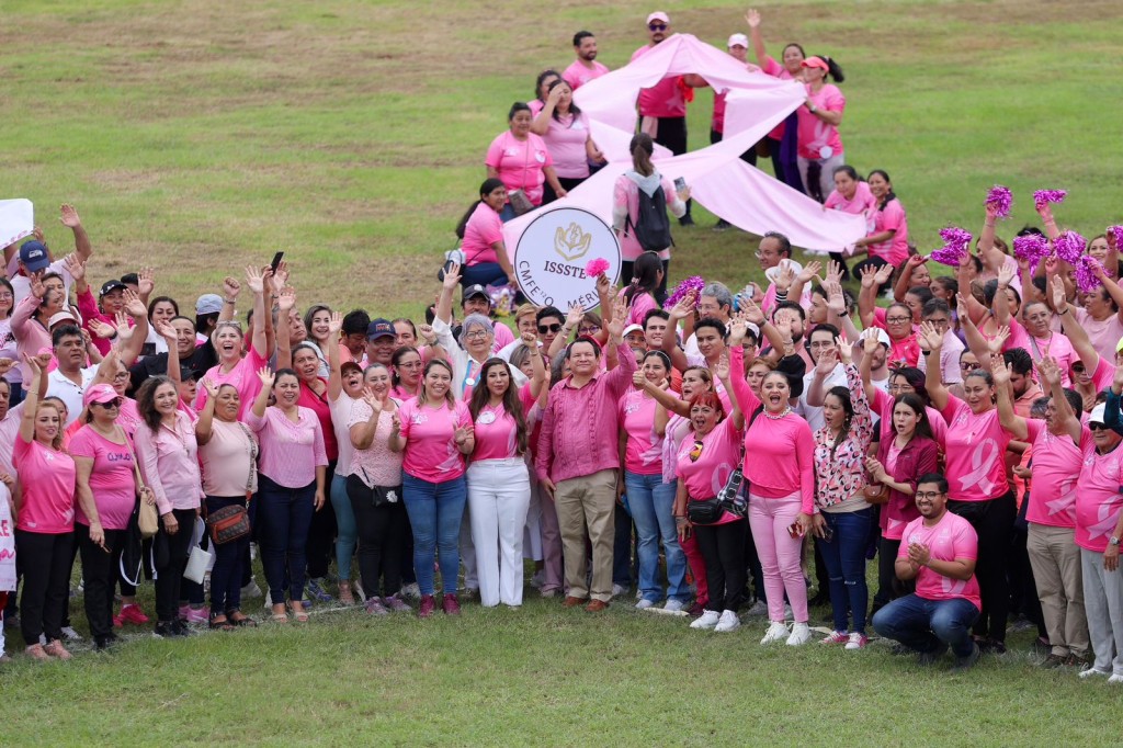 "No están solas" dice gobernador Joaquín Díaz Mena en la conmemoración del Día internacional contra el Cáncer de mama