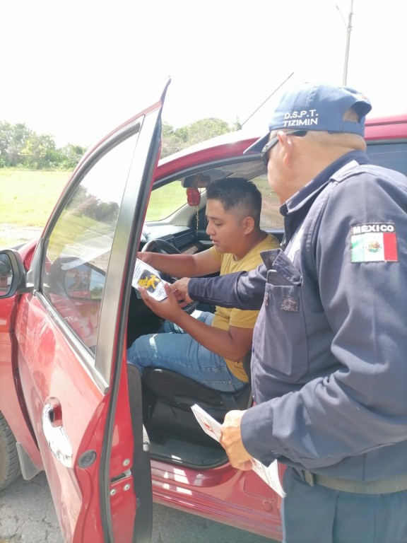 Concientizan sobre la Ley de Vialidad en Tizimín