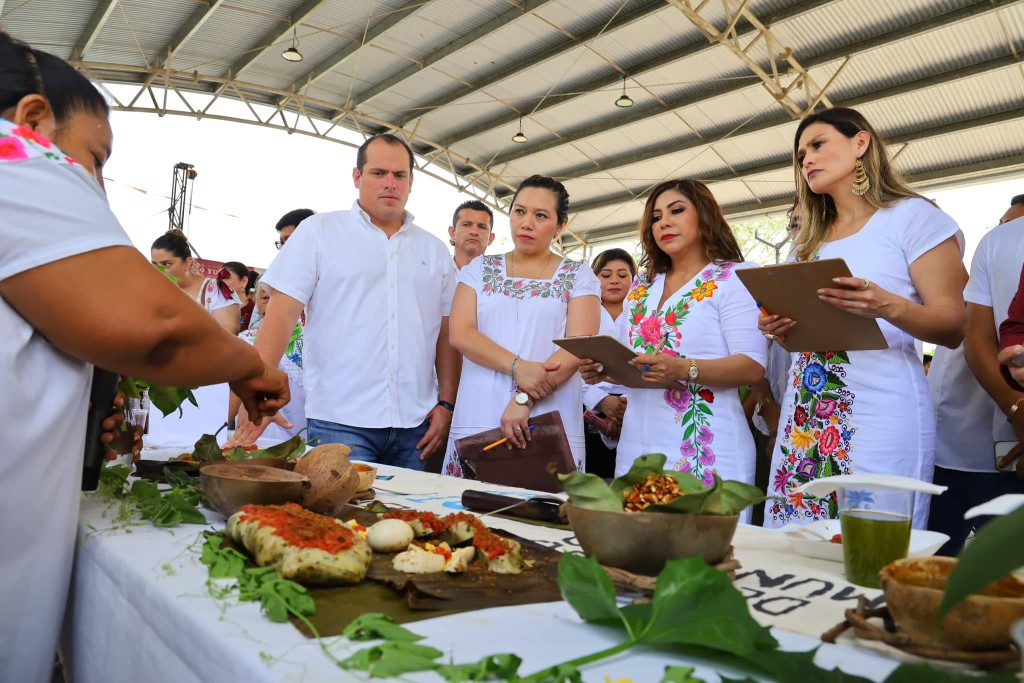 Promueven sana alimentación con comida yucateca