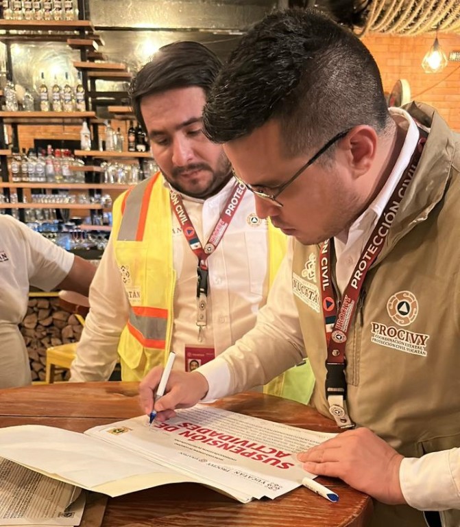 Suspenden actividades en bar del norte de Mérida por incumplir medidas de protección civil