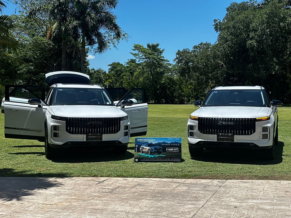 1 Anuncian moderna SUV en formato super híbrido