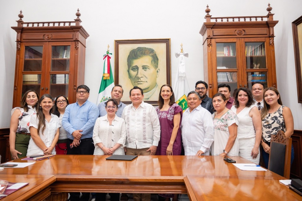 2 Educación superior gratuita y con modalidad híbrida para jóvenes de Yucatán