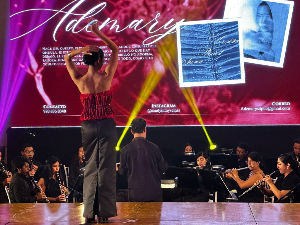 5 La Universidad Modelo da una muestra de moda consciente