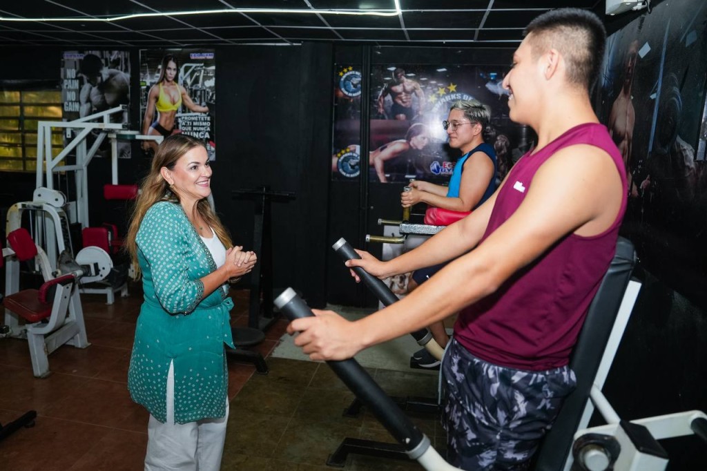 Apuesta Cecilia Patrón por fortalecer y capacitar talentos de Mérida con “Emprendo Contigo”