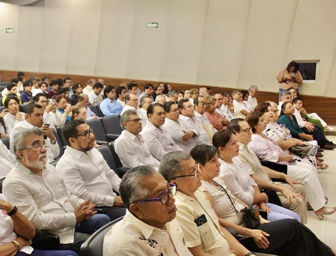2 Reconocen la labor de las y los ingenieros en el Renacimiento Maya