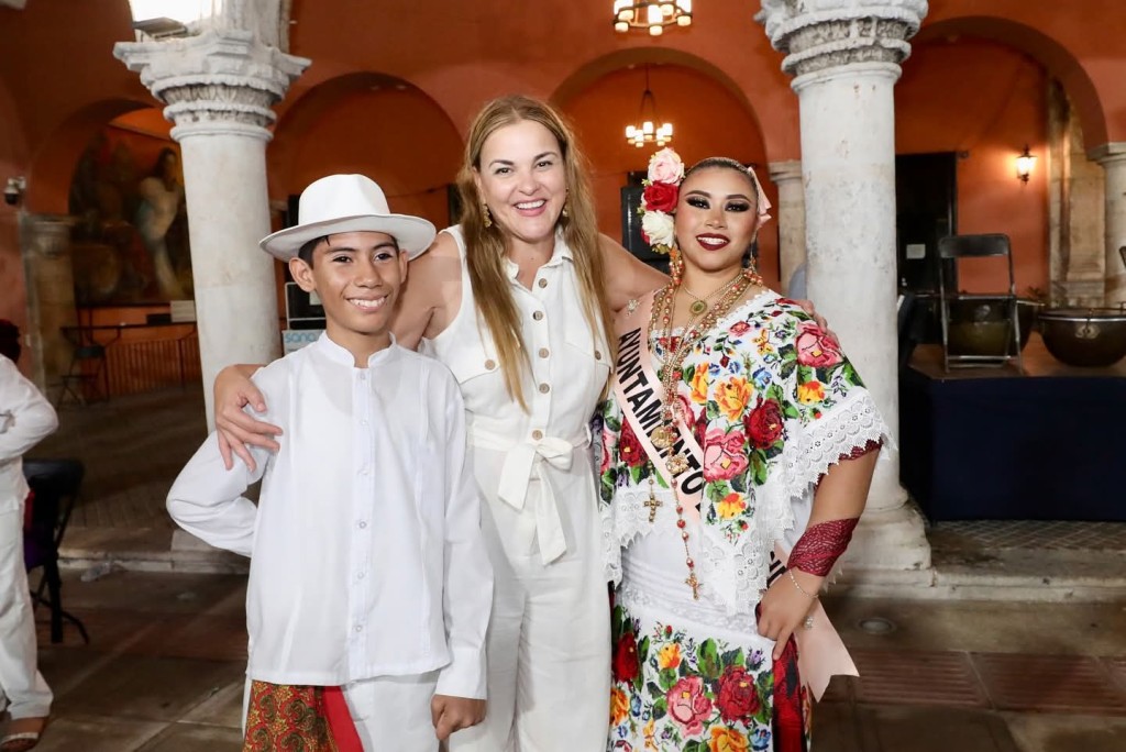 2 Celebra 43 años de identidad y tradición la Vaquería Yucateca