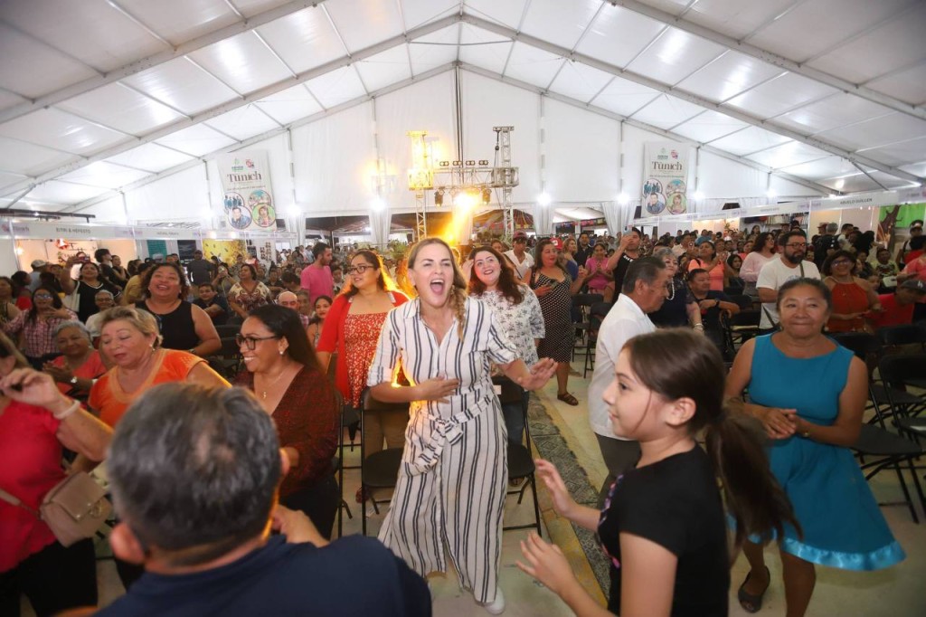 2 Arranca la XXIV edición de la Feria Tunich