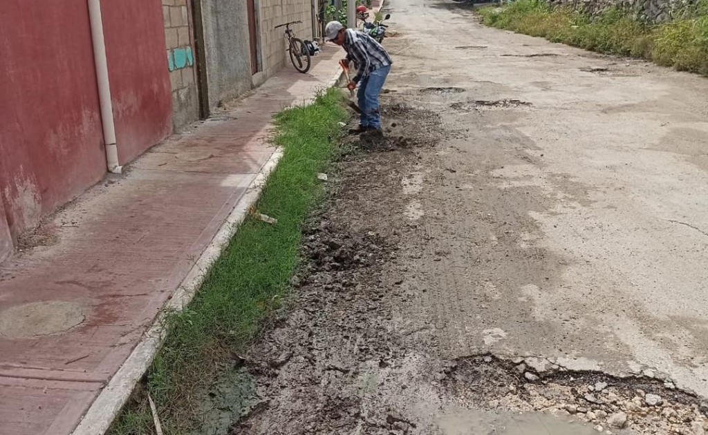 Realizan mejoras en distintos puntos de la ciudad de Reyes