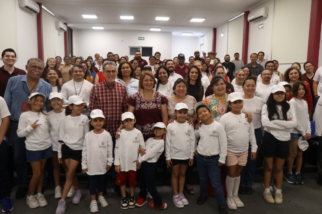 1 Protagonizan niños jornada de reforestación en la Secihti