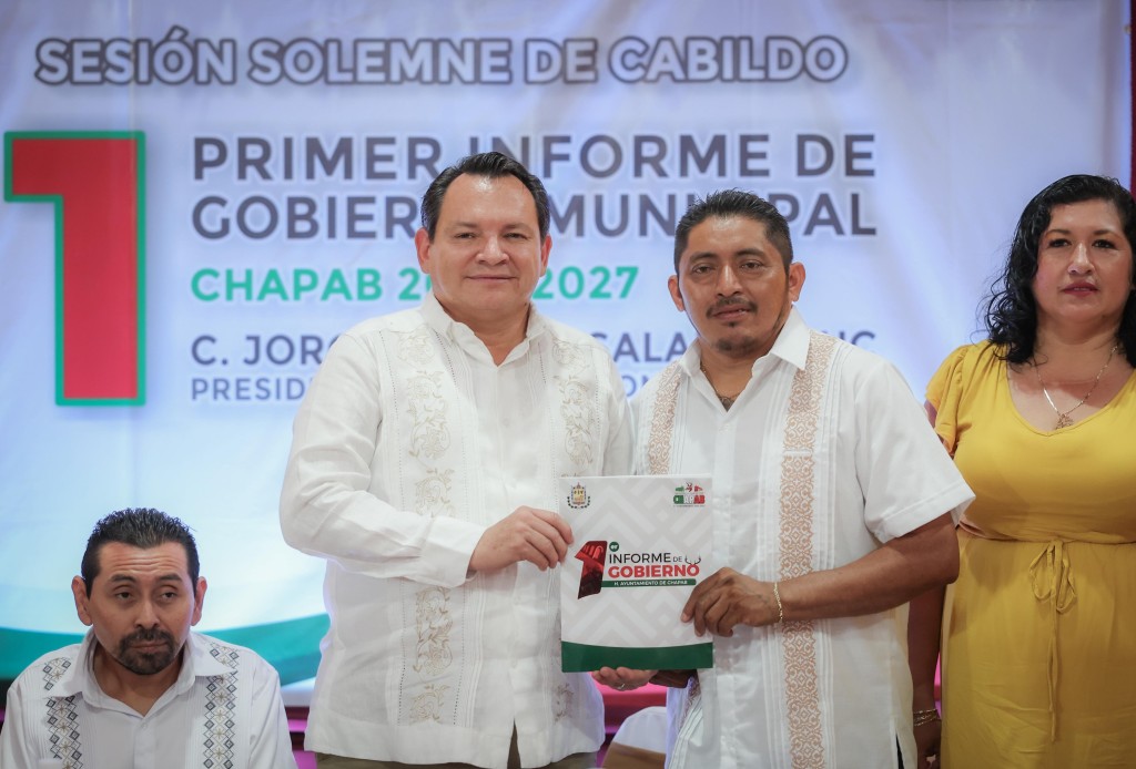 Por primera vez, un Gobernador asiste a informe municipal en Chapab