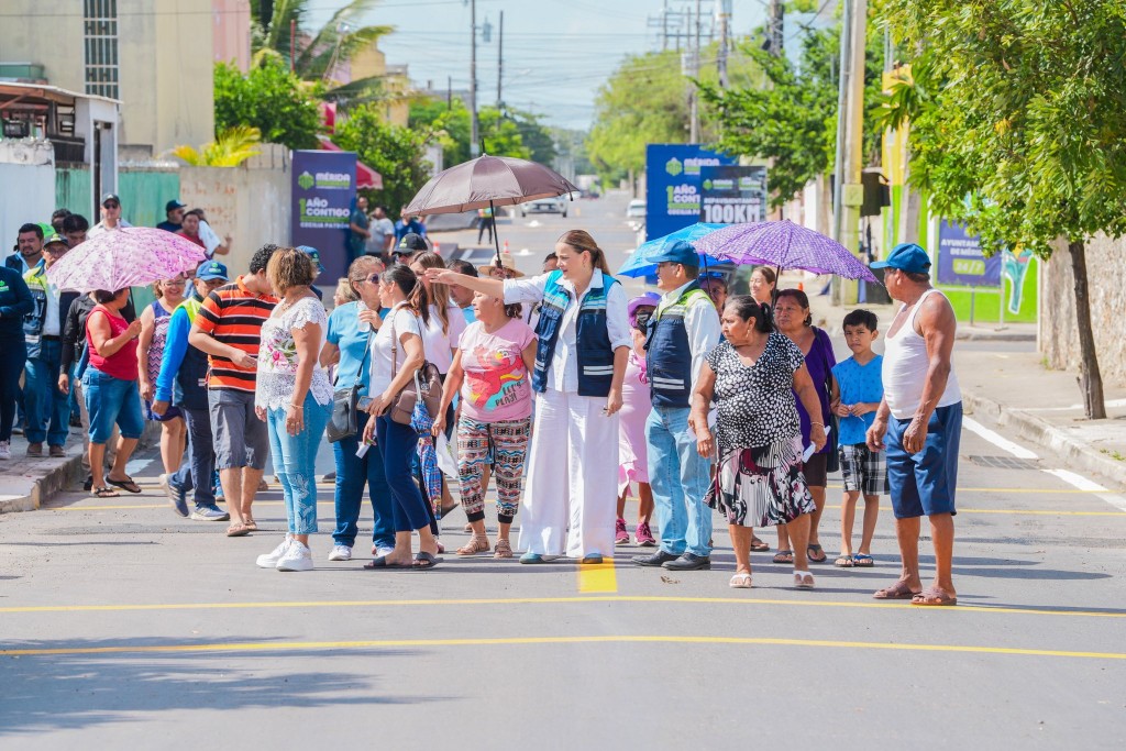 Continúa Ayuntamiento de Mérida mejorando vialidades en toda la ciudad