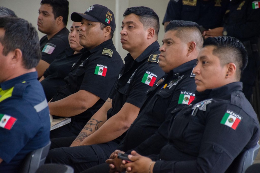 1 Reciben capacitación policías municipales para intervenir en crisis psicosocial