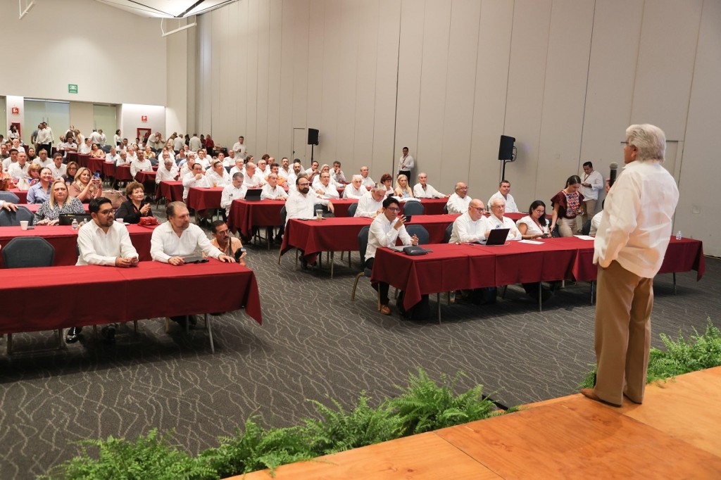 Se fortalece notariado yucateco con programas de actualización y recertificación