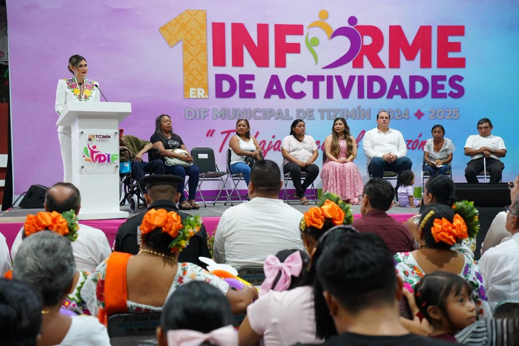 Rinden Primer Informe de Actividades del DIF Tizimín.