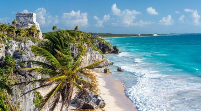 En Yucatán y en todo México ninguna playa debe estar cerrada al público