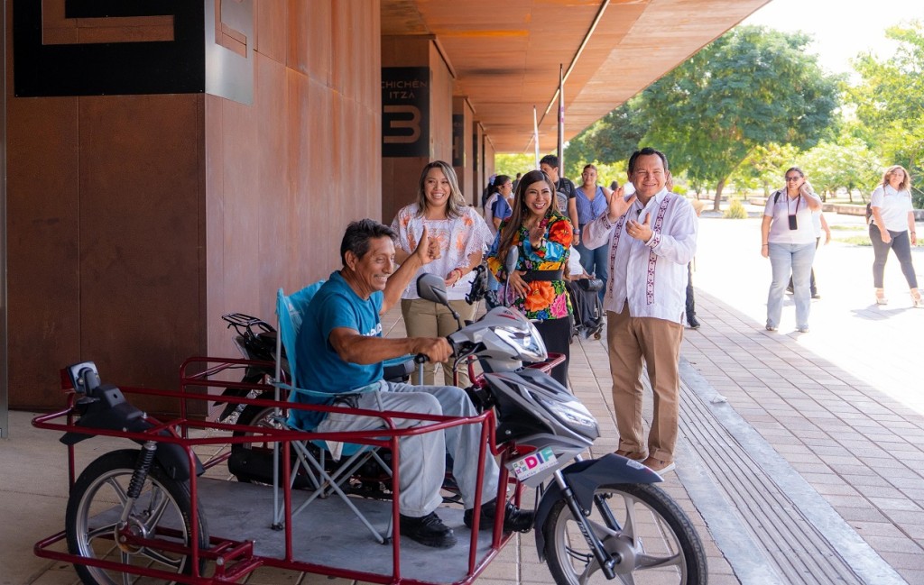 Huacho entregó 20 motocicletas adaptadas en Feria para la Inclusión