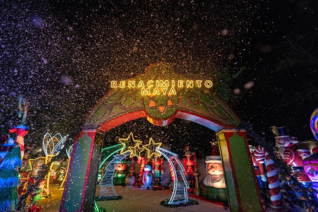 Gobernador Joaquín Díaz Mena Inaugura la Villa Navideña en el Gran Parque de La Plancha