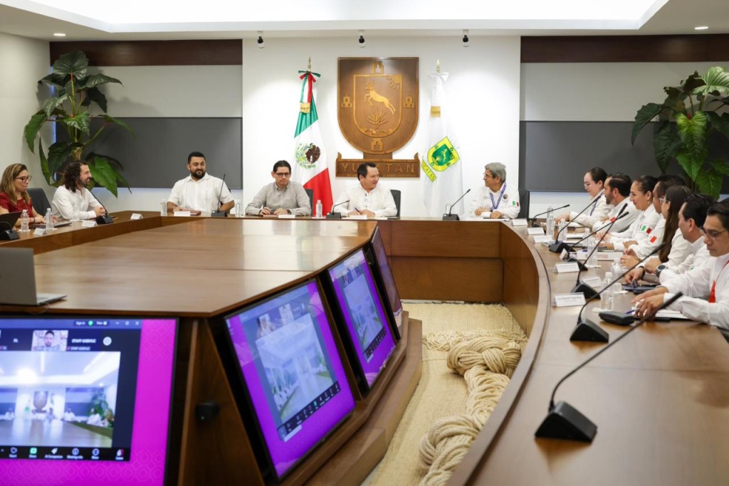 Gobierno de Yucatán revisa avances del Puerto de Altura de Progreso