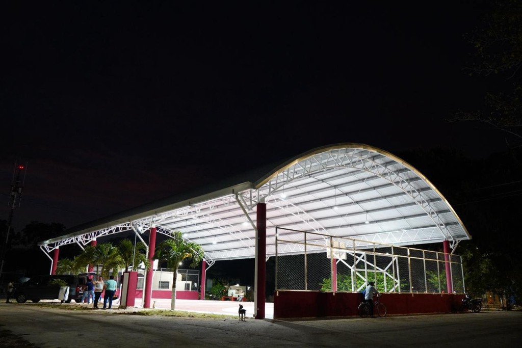 Los habitantes de Chan San Antonio ya disfrutan de su domo