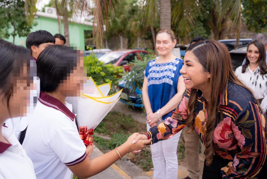 Supervisan avances del modelo Hábitats Educativos en escuelas de Kanasín •	Buscan fortalecer la colaboración con comunidades escolares.