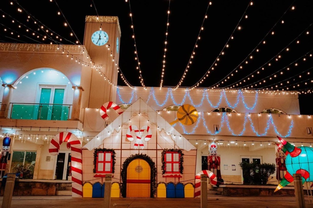 El centro de Tizimín se luce en la época más hermosa del año