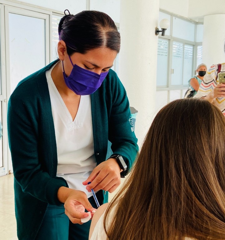 Exhorta IMSS a mantener actualizados esquemas de vacunación