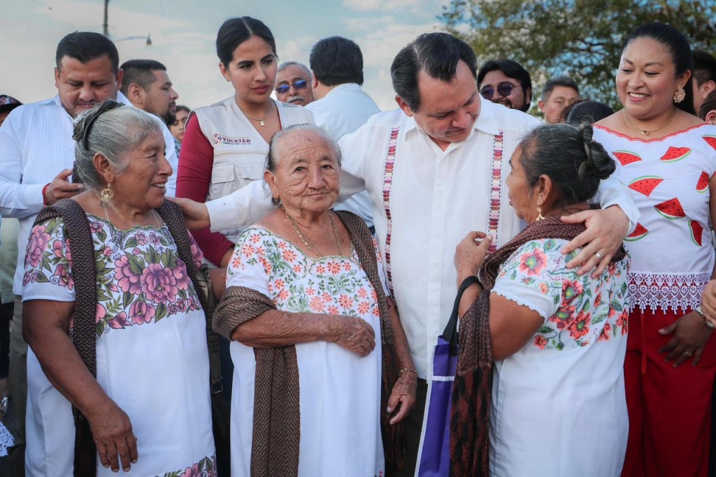 Fortalecen la movilidad con obras de infraestructura, en Tecoh