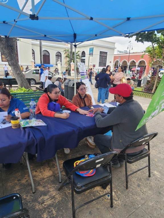 Decenas asisten al programa &ldquo;Un d&iacute;a por el empleo&rdquo;