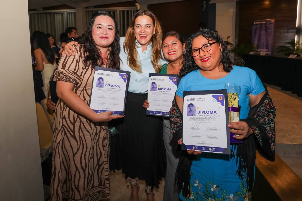 M&eacute;rida, pionera en la lucha contra la violencia de g&eacute;nero: Cecilia Patr&oacute;n.