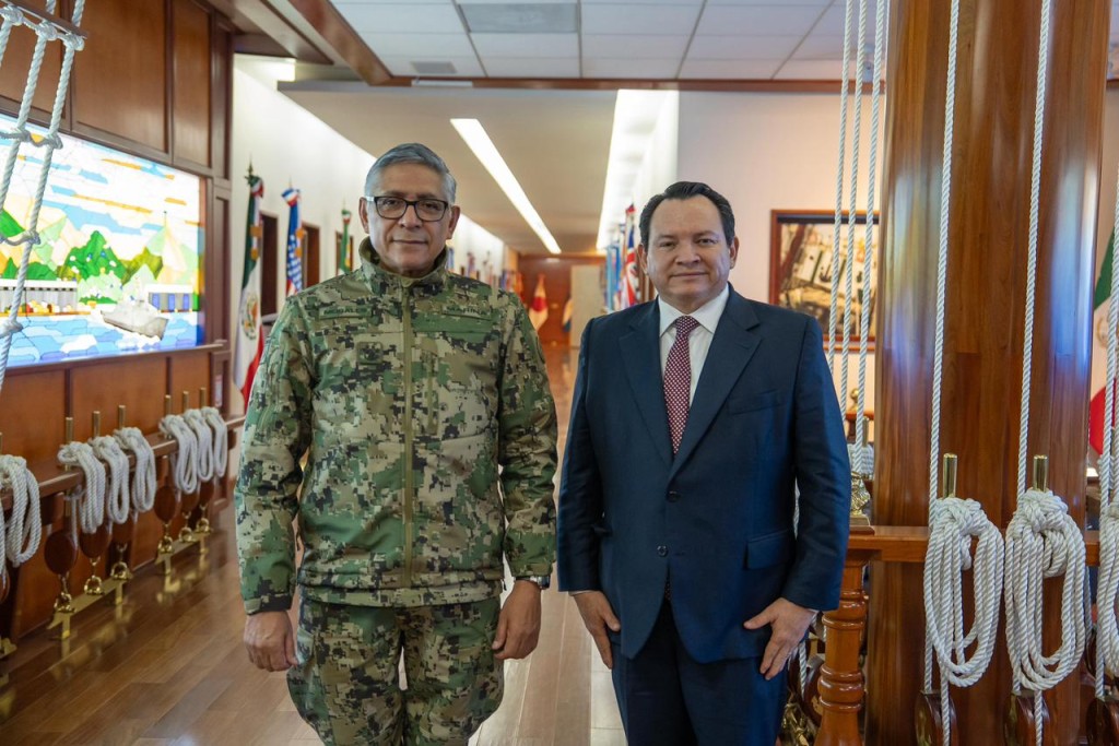 Revisan avances del Puerto de Altura de Progreso