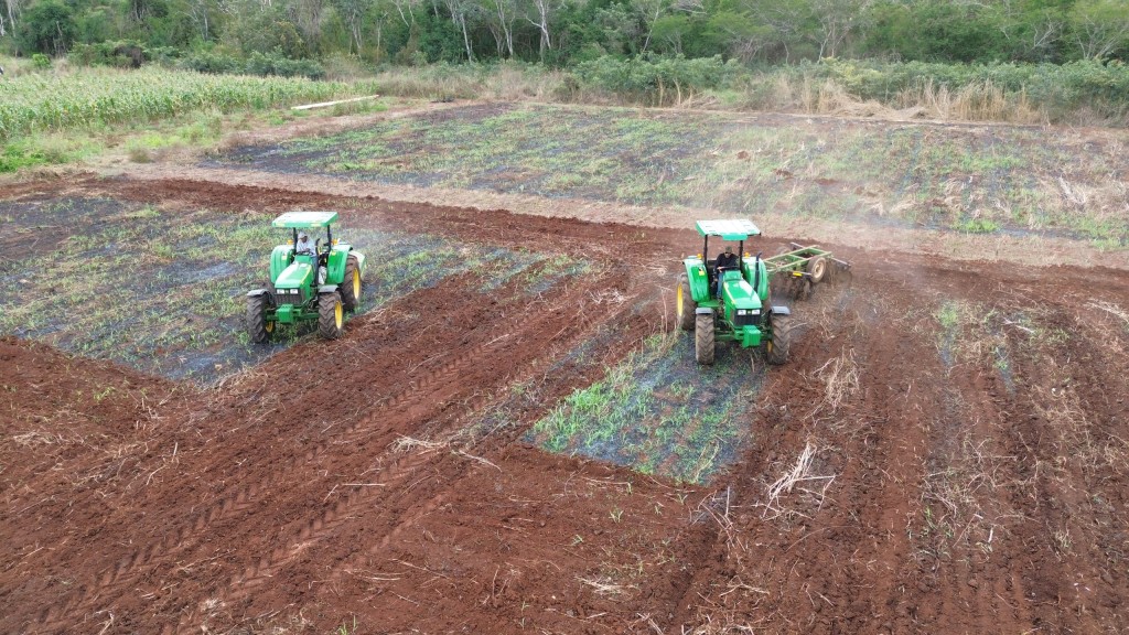Impulsan en Muna la mecanización de tierras