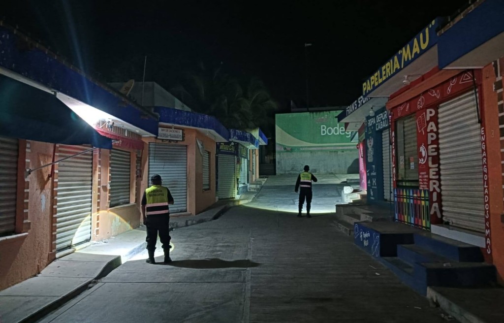 Refuerzan operativos de vigilancia nocturna en Tizim&iacute;n