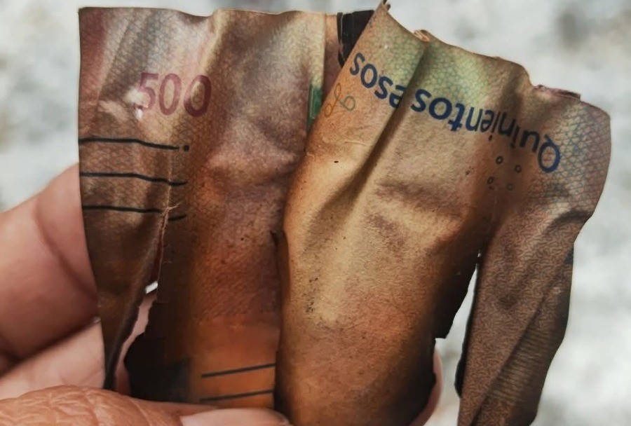 Pareja de abuelitos pierden todo tras fuerte incendio de su vivienda en Xmakulan, comisaría de Tizimín