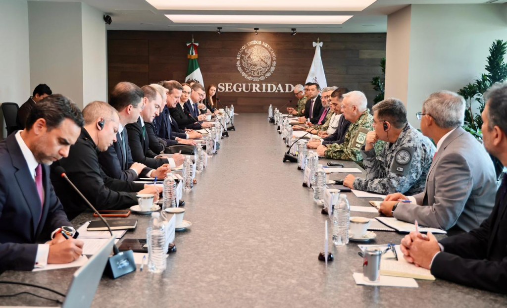 Instalan Gobierno de M&eacute;xico y FIFA mesa de coordinaci&oacute;n estrat&eacute;gica para garantizar la seguridad de la Copa Mundial de F&uacute;tbol 2026