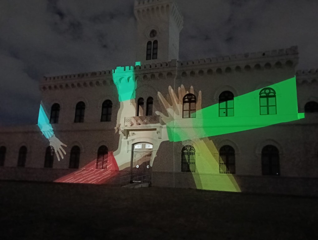 Ayuntamiento de M&eacute;rida presenta un videomapping conmemorativo del 8M, en La ExPeni