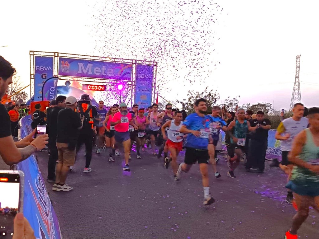 M&aacute;s de tres mil corredores alegraron la edici&oacute;n 14 de la Carrera Sadasi