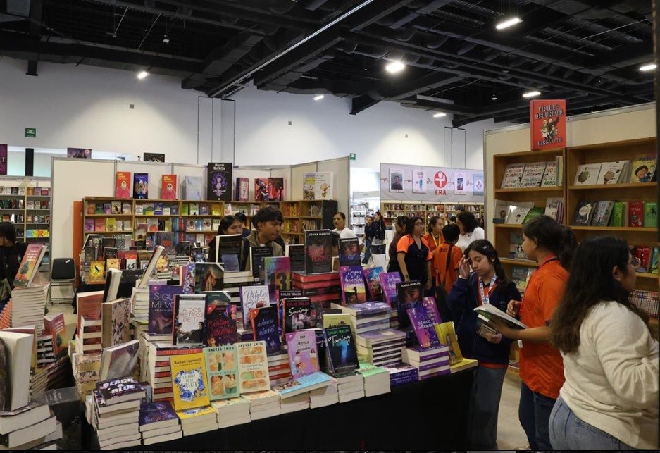 Invitan a venta nocturna de libros en la FILEY 2026