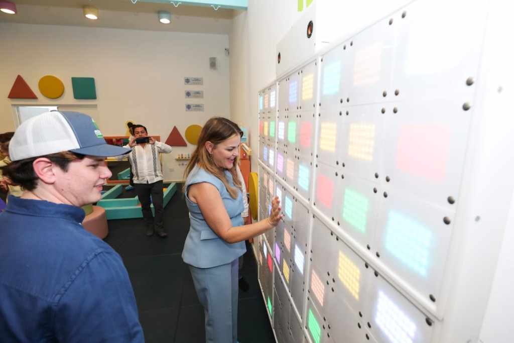 Inaugura Cecilia Patr&oacute;n el Centro Municipal de Autismo