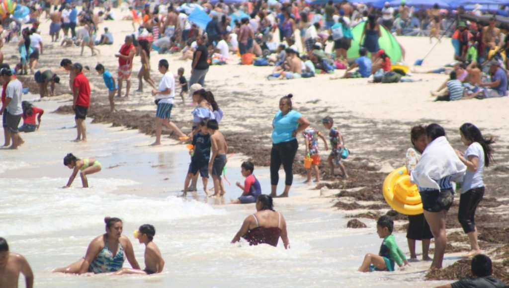 Abarrotan los destinos turísticos de Yucatán durante Semana Santa