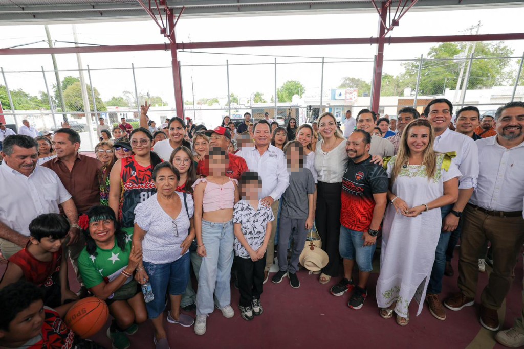 Impulsa Renacimiento Maya obra p&uacute;blica en colonias y comisar&iacute;as de M&eacute;rida